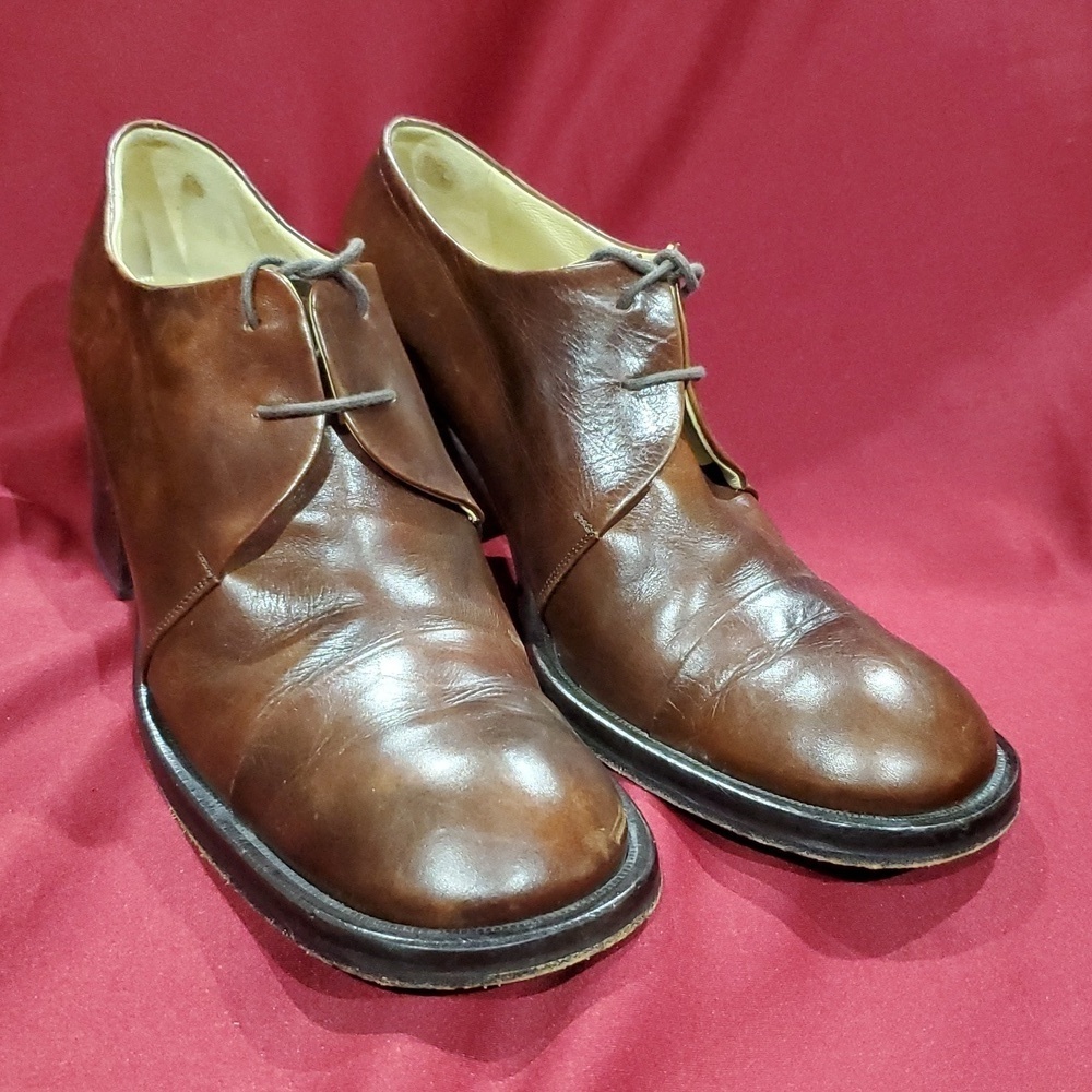 Varesino made in Italy heeled oxford lace up leather brown